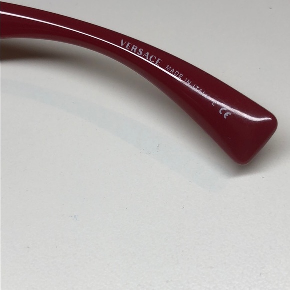 Versace sunglasses used, still n great condition - Picture 2 of 4